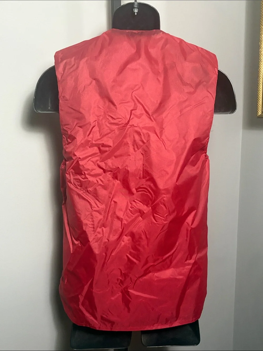 Henri Lloyd XS VINTAGE Red Technical Vest with Navy Zip